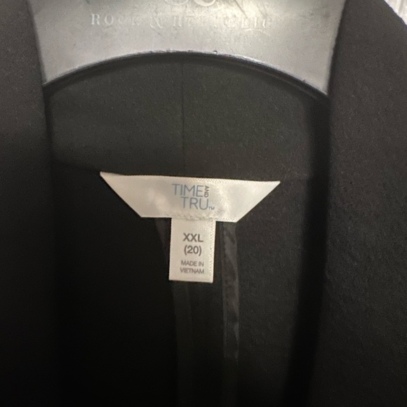 TIME & TRU women’s plus unlined blazer.XXL/20.  BLACK, lapels cuffed 3/4 sleeves - Picture 3 of 5